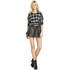 NWT BCBGengeration Welt Pocket Mini Skirt Size 6